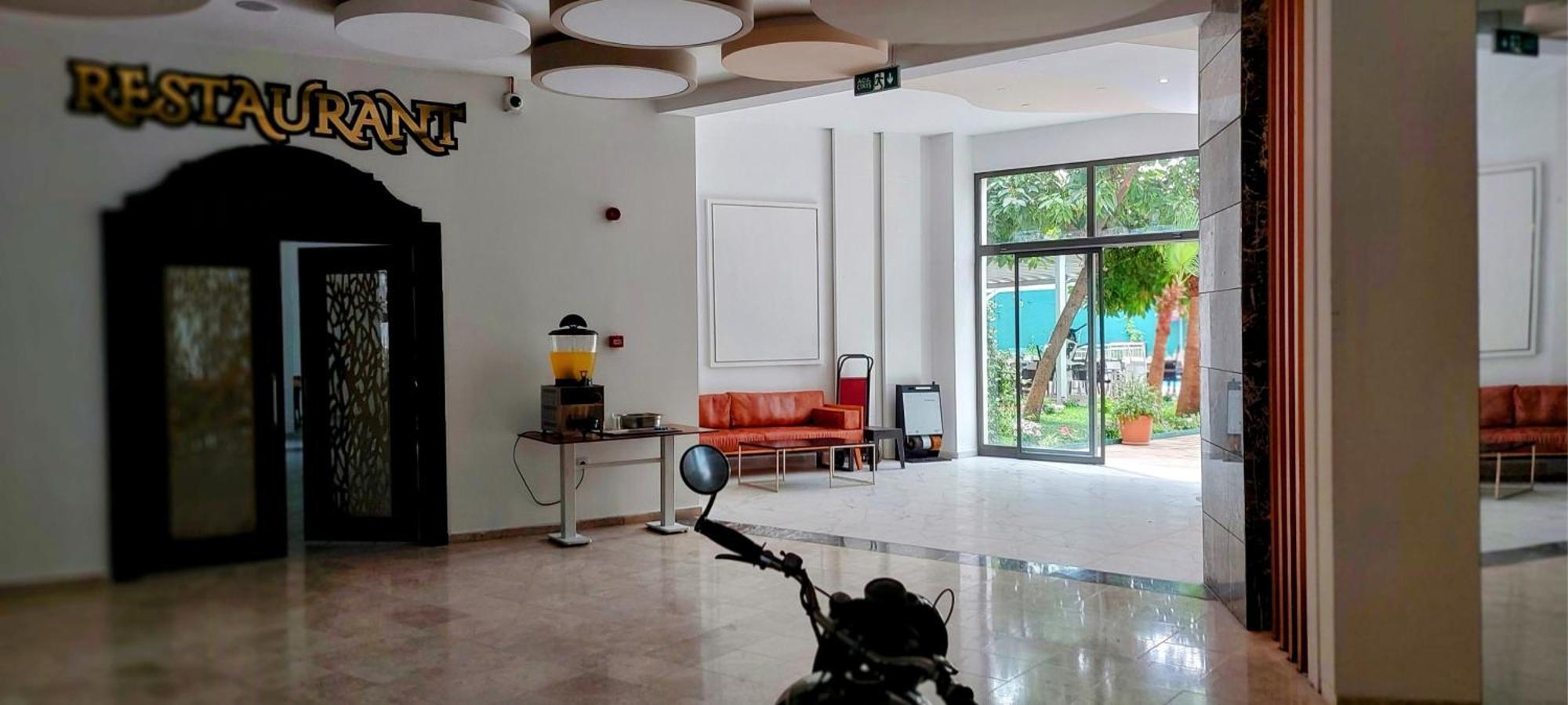 Uk Hotel Kiris Antalya Buitenkant foto