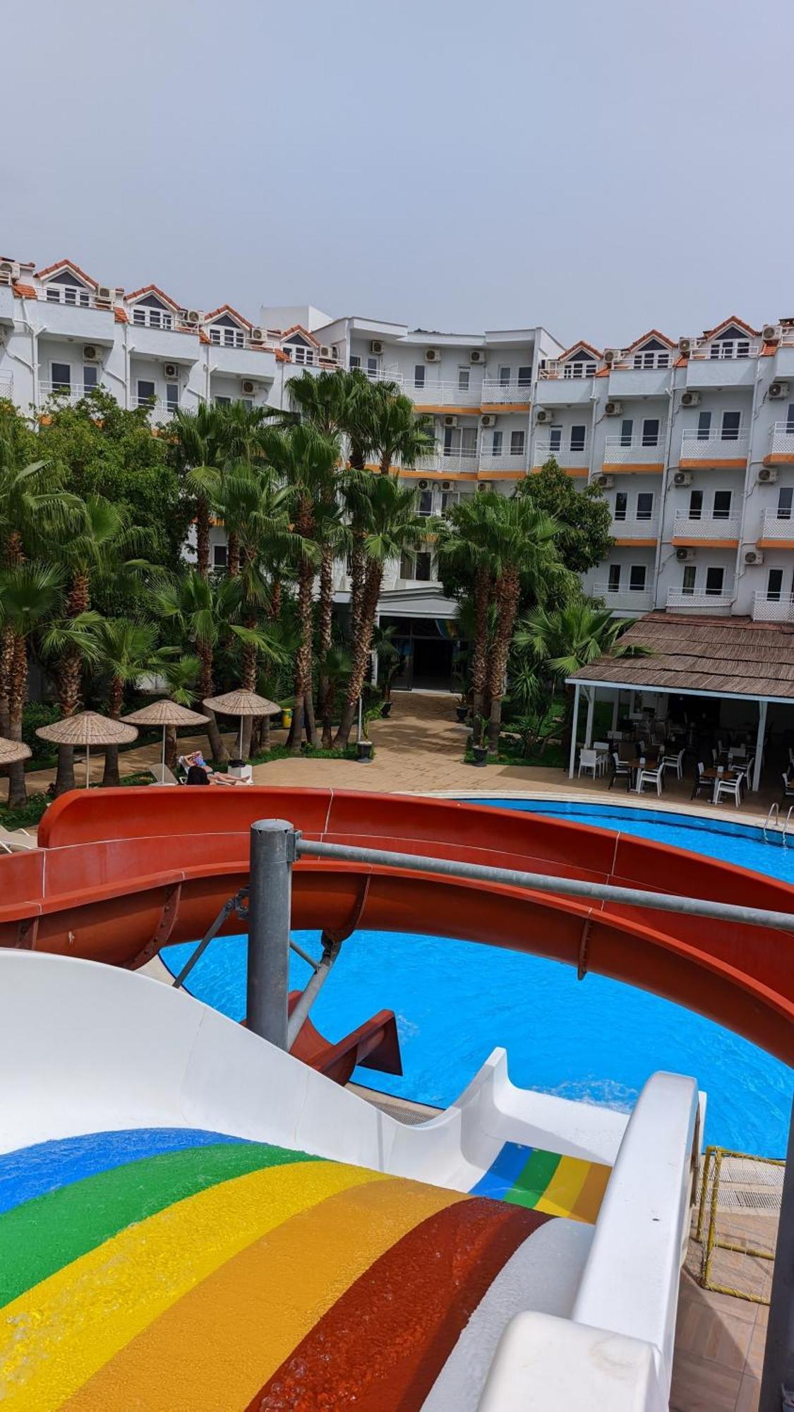Uk Hotel Kiris Antalya Buitenkant foto