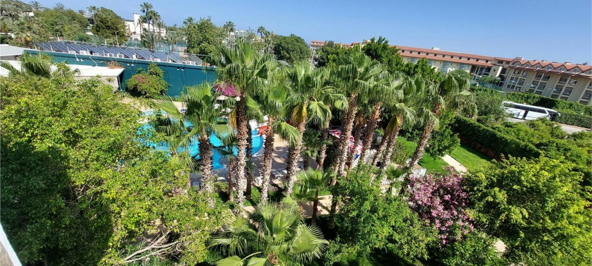 Uk Hotel Kiris Antalya Buitenkant foto